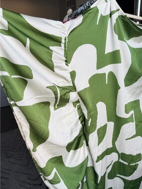 Fashion Nova Green and White Abstract Print Dress